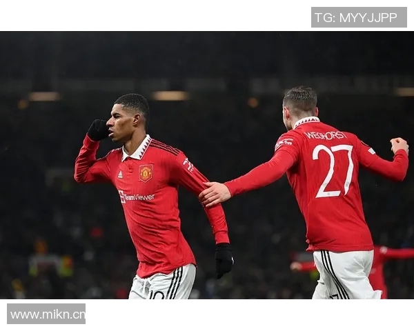 塞维利亚宣布与主帅弗朗西斯科解约，球队赛季前景堪忧：未来何去何从？